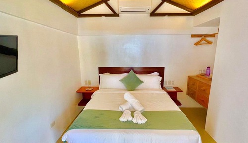 Standard Room, Balcony, Partial Sea View