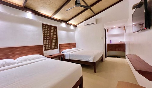 Family Quadruple Room, Balcony, Mountain View