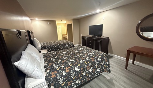 Single Room, 2 Double Beds, Smoking