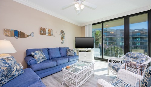 Condo, 2 Bedrooms