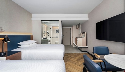Deluxe Room, 2 Double Beds, Non Smoking