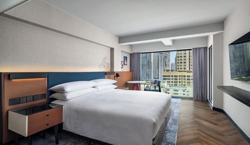 Deluxe Studio Suite, 1 King Bed, Non Smoking, City View