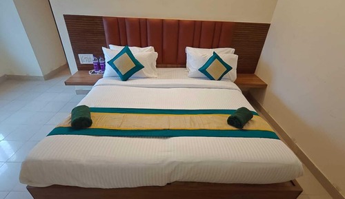 Deluxe Double Room, City View