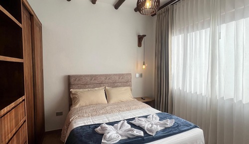 Deluxe Double Room, Garden View