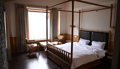 Premium Room