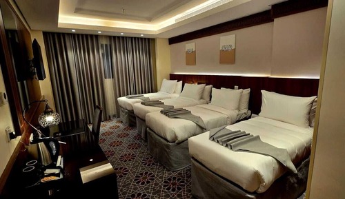Deluxe Quadruple Room