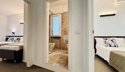 Family Room, 2 Bedrooms, Private Bathroom