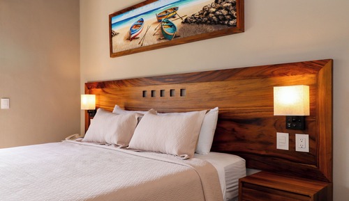 Standard Room, Balcony, Mountain View