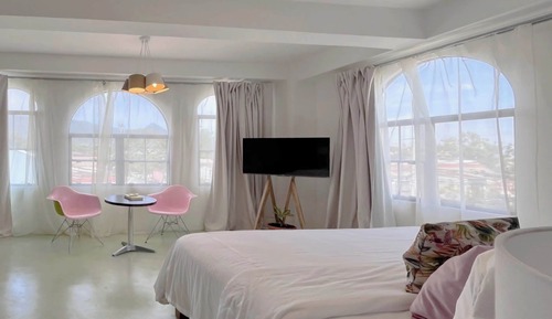 Superior Single Room, Mountain View