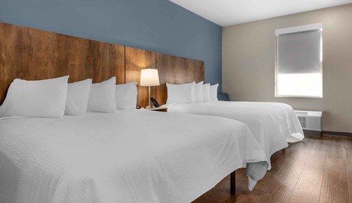 Standard Studio, 2 Queen Beds, Non Smoking, Refrigerator (Microwave)