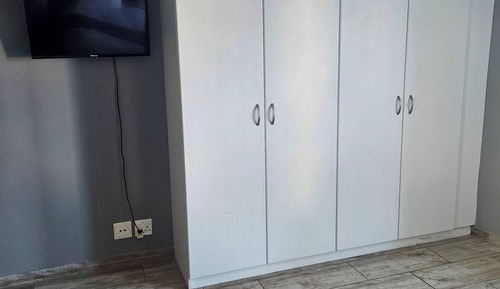 Apartment, 2 Bedrooms, Balcony, Lake View