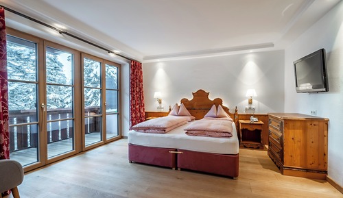Schneeprinzessin Chesa– Doppelzimmer/Dreibettzimmer
