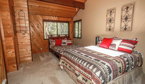 House, Multiple Beds, Hot Tub, Mountain View