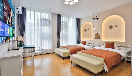 Basic Twin Room