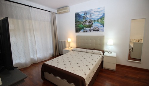 Quadruple Room, 2 Double Beds, Shared Bathroom, City View