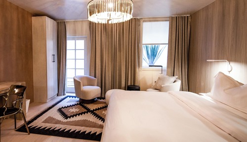 Deluxe Room, 1 King Bed, Non Smoking Room 15