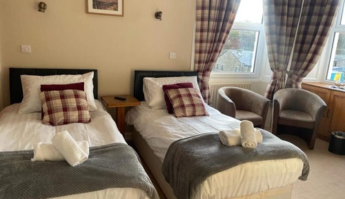Standard Twin Room