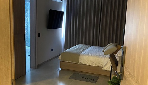Deluxe Room, City View