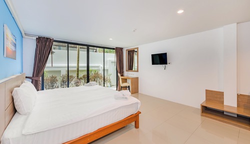 Standard Double or Twin Room, City View