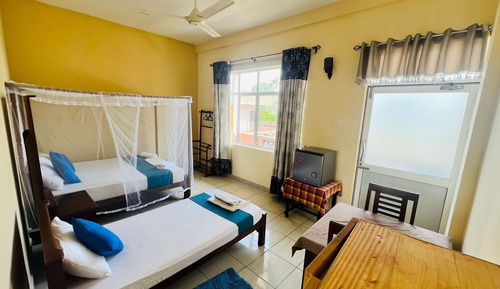 Comfort Triple Room