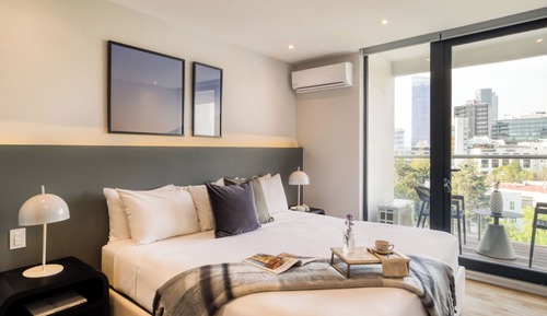 Honeymoon Apartment