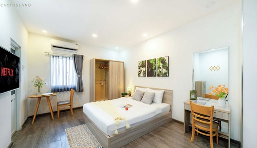 Deluxe Studio, 1 Queen Bed