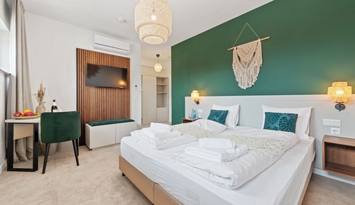 Comfort Double Room, 1 King Bed, Non Smoking, Private Bathroom
