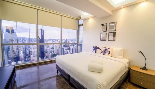 Grand Apartment
