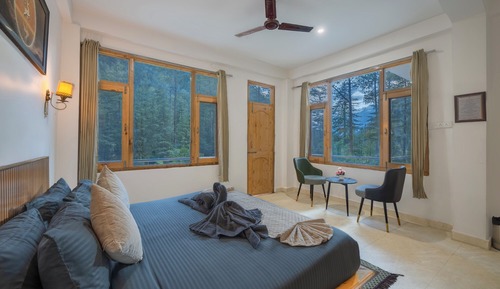 Premium Room