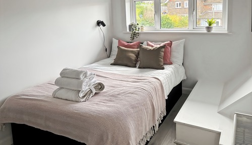House, 5 Bedrooms