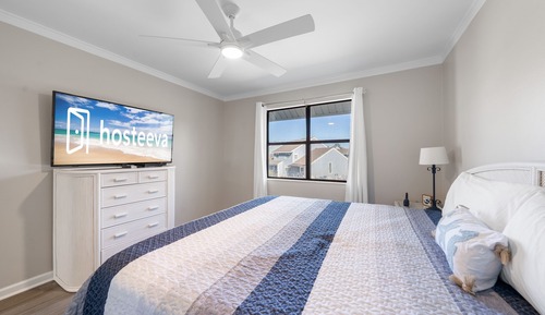 Signature Condo, 3 Bedrooms, Pool Access, Lakeside