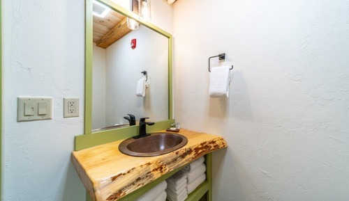 Luxury Single Room, City View
