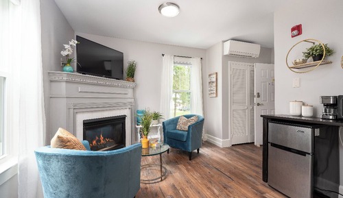 Alpine Garden Suite