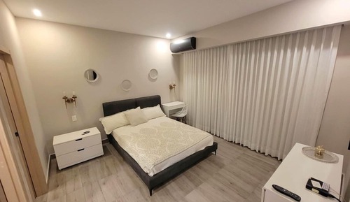 Deluxe Penthouse, City View