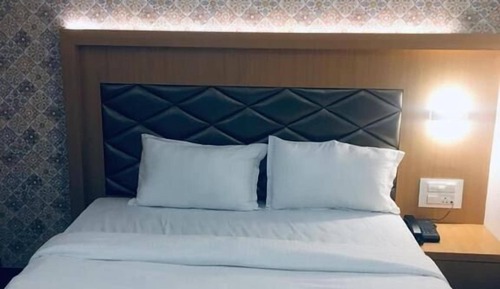 Deluxe Double Room, City View
