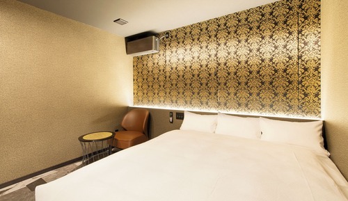 Double Room, 1 King Bed, Non Smoking, Bathtub