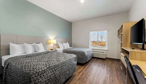Room, 2 Queen Beds, Accessible, Non Smoking
