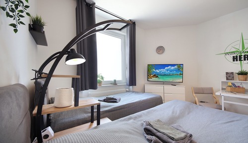 Business Condo, 1 King Bed, Non Smoking, Kitchenette