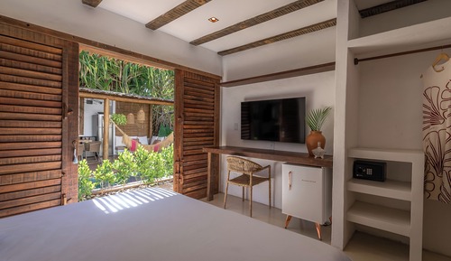 Deluxe Twin Room, Pool View (Suite Rio)