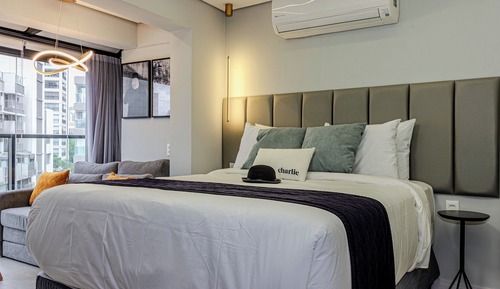 Studio Casal com sofá cama
