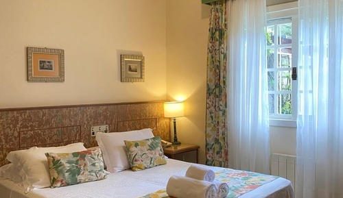 Standard Double Room, Garden View