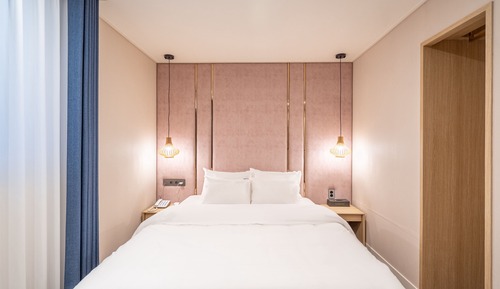 Premium Double Room, City View