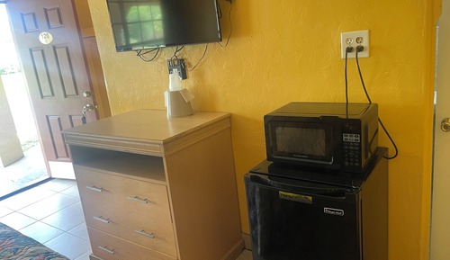 1 Double Bed Room Non Smoking