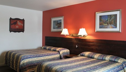 Standard Room, 2 Double Beds