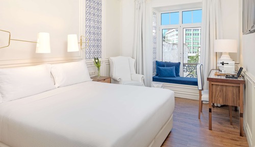 Double Room Single Use, City View