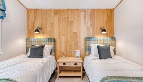 Celtic Orchard Lodge