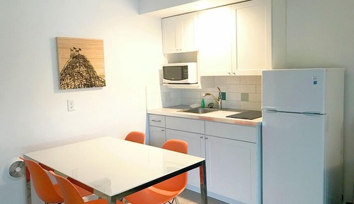 Deluxe Suite, Kitchenette ( Pool View Efficiency)