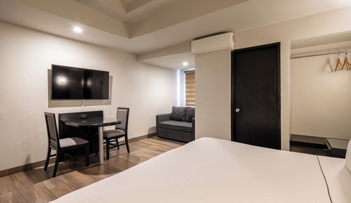 Comfort Triple Room
