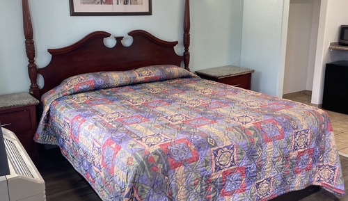 Deluxe Room, 1 King Bed