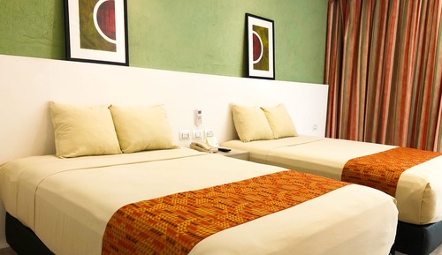 Premier Room